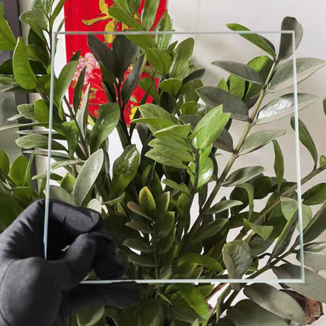 Wholesale High Transmittance Anti-Reflective Coated Glass Sheet, True Color Low Reflection AR Glass for Mirror/Display