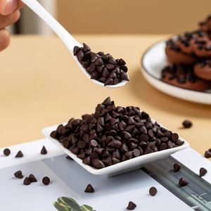 Décoration de gâteaux : Grains de chocolat résistants aux hautes températures en forme de goutte pour biscuits, cupcakes, pains et pâtisseries - Product Image 2
