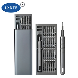 Juego de Destornilladores de Precisión LXD 24 en 1 con Puntas Torx Magnéticas en Estuche de Aluminio para Reparación de Gafas, Teléfonos Móviles y Uso Doméstico - Product Image 5
