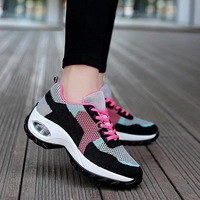 Chaussures de sport décontractées pour femmes, grande taille, respirantes, avec doublure en mesh et semelle extérieure en PVC, baskets rehaussantes, tendance mode été