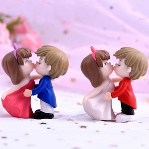 Miniature Couple Figurines Resin Cartoon Dolls For Home Gardening Decorations - Product Image 1