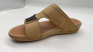 Vendita calda nuovo arabo confortevole calzature da esterno PU pantofole <span class=keywords><strong>sandali</strong></span> <span class=keywords><strong>per</strong></span> gli uomini - Product Image 3