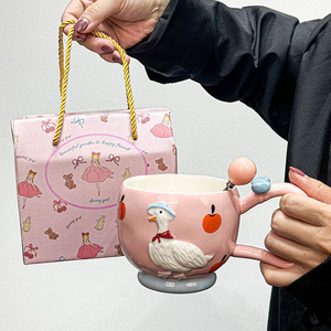Taza de Cerámica con Diseño de Pato, Linda y Creativa, Estilo Moderno, Taza de Café con Dibujos Animados, Taza de Agua <span class=keywords><strong>para</strong></span> el Hogar, <span class=keywords><strong>para</strong></span> <span class=keywords><strong>Hombres</strong></span> y Mujeres - Product Image 4