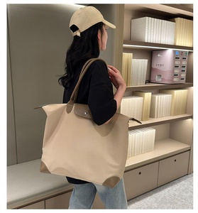 Nuevo Diseño de Marca de Lujo, Juego de <span class=keywords><strong>2</strong></span> Piezas, Bolso Tote Informal de Gran Capacidad, Bolso Deportivo Informal para Yoga, Bolso de Hombro Retro para Mujer - Product Image 6