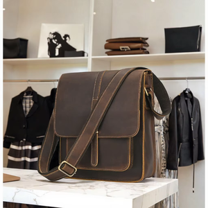 Bolso Mensajero Wriza de Moda para Hombre, Bolso Bandolera de Cuero Crazy Horse con Correa Ajustable, Color Marrón - Product Image 1