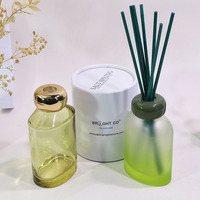 Bocal en verre personnalisé pour bougie parfumée d'intérieur, diffuseur d'ambiance en verre dépoli vert avec bâtonnets et emballage cadeau