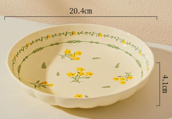 assiette jaune de 8 pouces