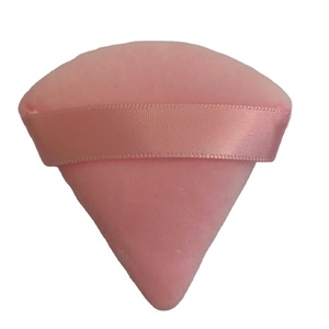 De <span class=keywords><strong>Puff</strong></span> manufacturer, venta al por mayor, polvo de terciopelo Blanco, Negro, Rosa, <span class=keywords><strong>Beige</strong></span>, triangular - Product Image 2