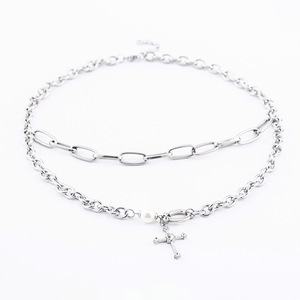 สร้อยคอไม้กางเขนสองชั้นสไตล์ยุโรปอเมริกัน ทำจากไทเทเนียมสตีล ประดับมุกและเพชร สำหรับผู้ชายและผู้หญิง - Product Image 1