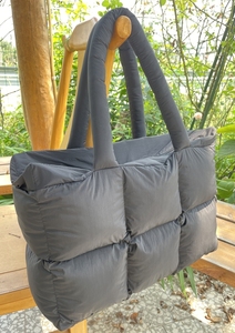 Hot Selling <b>Large</b> Capacity Winter Tote <b>Bag</b> Waterproof Nylon <b>Canvas</b> Shoulder <b>Bag</b> with Space Cotton Down Padded Handle - Product Image 2