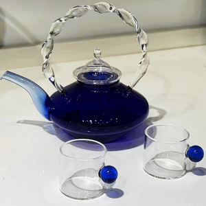 Nuovo Klein BlueTwist <span class=keywords><strong>teiera</strong></span> in vetro con manico alto borosilicato Multi-colore <span class=keywords><strong>fornello</strong></span> di calore <span class=keywords><strong>teiera</strong></span> fiore <span class=keywords><strong>teiera</strong></span> regalo - Product Image 4