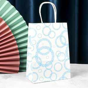 Sacs en papier kraft Renchun 16x8x22 22x11x27 26x12x33 avec impression de logo pour emballage de vêtements et cadeaux - Product Image 1