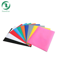 Rouleau de film vinyle de transfert de chaleur PU de haute qualité pour vêtements t-shirts-échantillons personnalisés doux 40 couleurs