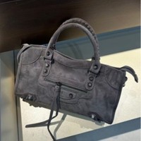 Nouveau Sac à Main Unisexe Tendance et Polyvalent 2026, Meilleure Vente, Style Rétro, Deux Rivets, Fermeture Éclair, Haute Qualité, Emballage Complet