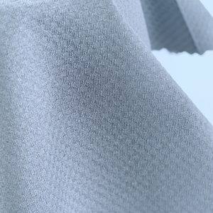 Tissu en tricot soyeux lisse et liquide extensible dans les 4 sens pour vêtements de sport décontractés et vêtements - Product Image 5