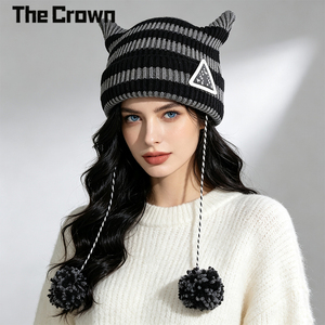 Bonnet tricoté personnalisé de haute qualité avec oreilles de chat, mignon, à revers, avec pompon, chaud pour l'hiver, rayé noir et gris, unisexe, vente en gros - Product Image 2