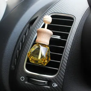 Yeni sarı hava parfüm şişesi asılı ahşap kapaklı dağınık parfüm şişesi araba mini boş cam parfüm şişesi