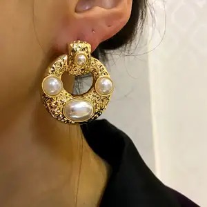 Kaimei Anting-Anting Modis Wanita, Anting-Anting Mutiara Imitasi Bulat Unik Antik Menjuntai Jatuh Logam Emas, Perhiasan untuk Wanita