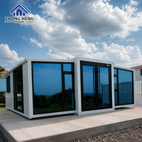 Estudio de Jardín Prefabricado con Estructura Blanca y Cristal de Piso a Techo, Módulo Moderno para Patio Trasero, Oficina ADU con Baño Completo y Cristal Azul