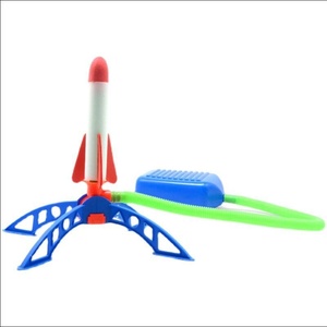ชุดจรวดพลาสติกบินได้ Qi Wei Double <span class=keywords><strong>Air</strong></span> Powered Launcher สำหรับเล่นกลางแจ้ง ของเล่นเสริมพัฒนาการ จรวดไฟกระพริบ Firetek <span class=keywords><strong>Zoom</strong></span> Rocket Set สำหรับเด็กทุกเพศทุกวัย - Product Image 6