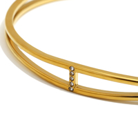 Dreamidea Vente en gros Bracelet minimaliste en zircon plaqué or 18 carats en acier inoxydable creux de style européen et américain