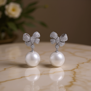 E4142 Pendientes de perlas de oro blanco con lazo de diamantes, joyería de boda para mujer, estilo clásico - Product Image 2