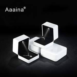 Bracelet Luxury Gift Earring Jewelry <strong>Box</strong> <strong>White</strong> Ring <strong>Jewellery</strong> Boxes With Light - Product Image 2