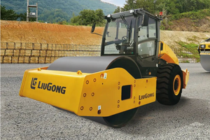 Rouleau compresseur routier de marque supérieure 26 tonnes 6626E à prix avantageux à vendre - Product Image 4