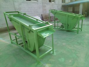Separatore Automatico <span class=keywords><strong>di</strong></span> Noci e Semi 500kg/h 2.2kW 220V/380V per Noci <span class=keywords><strong>di</strong></span> <span class=keywords><strong>Albicocca</strong></span>, Noci <span class=keywords><strong>di</strong></span> Pesca, Mandorle, Nocciole HJ-FL300 - Product Image 3