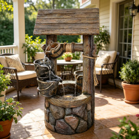 Fontaine d'eau rustique en bois avec toit en métal et seau cascade pour jardin extérieur – Vente en gros