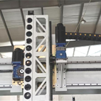 Machine de laminage PUR entièrement automatique haute productivité Xinjun CNC 85 kW avec pompe à engrenages et roulement pour panneaux MDF multicouches