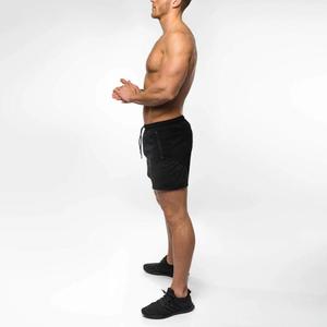 <span class=keywords><strong>Pantaloncini</strong></span> da corsa sportivi da <span class=keywords><strong>uomo</strong></span> neri <span class=keywords><strong>con</strong></span> pannelli <span class=keywords><strong>laterali</strong></span> a rete e <span class=keywords><strong>tasche</strong></span> <span class=keywords><strong>con</strong></span> zip - Product Image 4