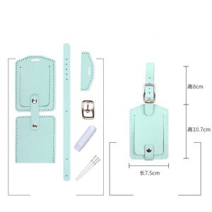 Étiquette de bagage en cuir véritable personnalisée avec logo, idéale pour les cadeaux de mariage, les promotions et les voyages – Prête à être expédiée, vente en gros - Product Image 4