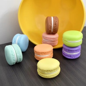 Macarons Artificiales de PVC de Alta Simulación y Durabilidad 2026, Comida Falsa Realista, Adorno de Exhibición de Año Nuevo, Regalo Empresarial, Ojo Vacío Colorido - Product Image 4