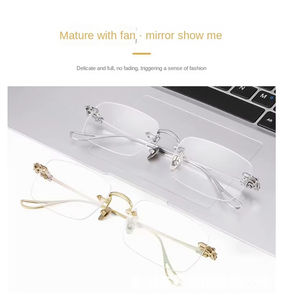 男女兼用 メタル フォトグレー ブルーライトカット メガネ 大人用 ダイヤモンド型フェイス向け - Product Image 2