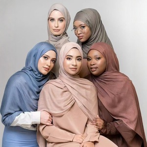 モーダルロングショール女性用カスタム175*75夏無地ヒジャーブスカーフTudung Soildモダルムスリムヒジャーブ - Product Image 1