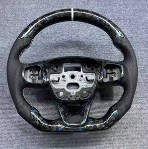Volant en cuir et fibre de carbone forgé personnalisé pour <span class=keywords><strong>Ford</strong></span> Focus <span class=keywords><strong>Fiesta</strong></span> Mk7 <span class=keywords><strong>St</strong></span> Mk8 Mk4 <span class=keywords><strong>Mk3</strong></span> Mk2 - Product Image 3