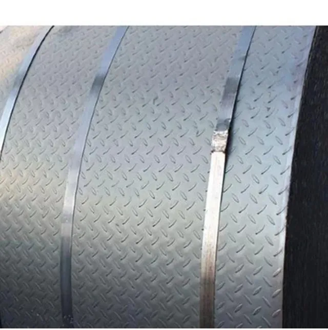 Sıcak haddelenmiş karbon standart damalı çelik levha sıcak haddelenmiş dikdörtgen hafif çelik damalı plakalar