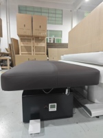 Table de soin esthétique électrique pliable à 4 moteurs réglables pour thérapie chauffante, soins du visage, du corps entier et des cils en salon