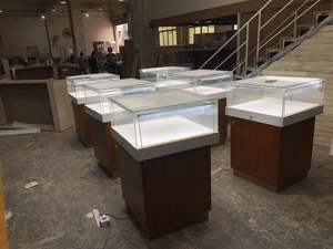 Vitrine de magasin de bijoux personnalisée en <span class=keywords><strong>bois</strong></span> noir de la famille Carpenter, neuve, avec éclairage, ensemble de présentoirs haut de gamme WS-134, garantie 3 ans - Product Image 3