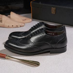 Chaussures habillées formelles pour hommes d'affaires, en cuir véritable, faites à la main, à bout rond, à enfiler, pour l'automne et les mariages - Product Image 3