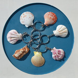 Porte-clés Coquillage Mignon, Cadeau Artisanal, Petit Présent, Nacre Naturelle, Thème Océan, Breloque de Sac, Porte-clés - Product Image 4
