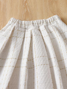 Set da bambina <span class=keywords><strong>a</strong></span> tre pezzi bianco <span class=keywords><strong>a</strong></span> quadretti con giacca corta, gilet e gonna. - Product Image 6