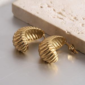 Pendientes Geométricos de Acero Inoxidable Chapados en Oro de 18k, Diseño Moderno, Joyería de Moda, Pendientes de Aro Gruesos en Forma de C para Mujer - Product Image 1