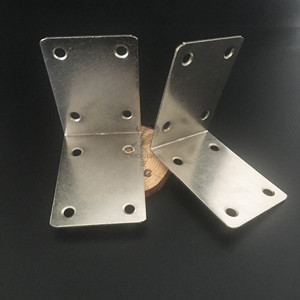 Support d'angle en fer 70x50mm pour fixation de table, chaise, armoire, penderie - Support de tablette en L à 90 degrés pour cheveux de meuble - Product Image 1