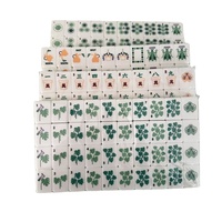 Maßgefertigtes Rosa-Grünes Mantis-Themen Indoor-Ludo-Spiel. Leuchtende Farben Langlebiges Luxuriöses Mehrschichtiges Gaming-Acryl für die Familie