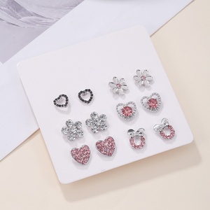 Orecchini a Perno Creativi con Cuore <span class=keywords><strong>di</strong></span> Strass Rosa, Farfalla e Zampa <span class=keywords><strong>di</strong></span> <span class=keywords><strong>Gatto</strong></span> per Ragazze, Gioielli con Corona Arcobaleno e Fiore - Product Image 4