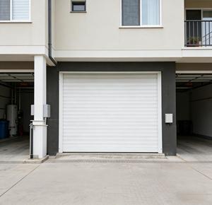 Volets roulants électriques en aluminium à isolation thermique et haute résistance au vent, <span class=keywords><strong>prix</strong></span> usine, pour garages résidentiels et entrepôts - Product Image 2