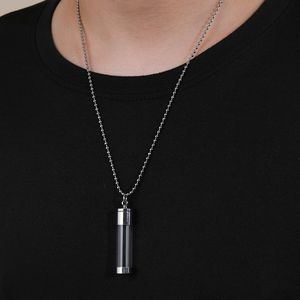Collar de Acero de Titanio Grabado Personalizado DUOYING con Colgante de Cápsula Impermeable, Joyería Hipoalergénica para Guardar Pastillas/Perfume - Product Image 2