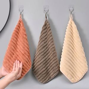 Serviette à main en microfibre ultra-fine la plus vendue, douce et agréable pour la peau, très absorbante, séchage rapide, avec crochet pour chiffon de nettoyage de cuisine - Product Image 2